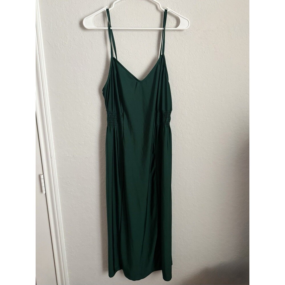 Abound Women’s Emerald Green V-Neck Sleeveless Smocked Waist Midi Dress Sz L